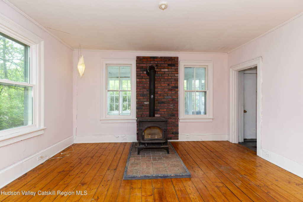 72 Sawdust Avenue, Kingston, NY 12401 - Photo 4 of 40