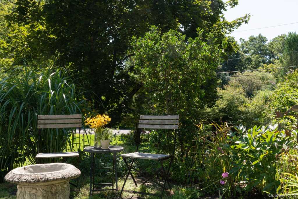 30 Locust Grove Road, Rhinebeck, NY 12572 - Photo 14 of 16