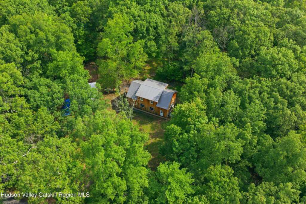 143 Manorkill Road, Saugerties, NY 12477 - Photo 2 of 16
