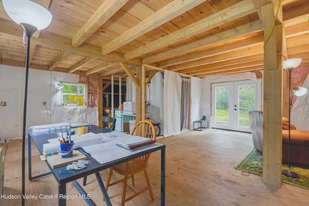 143 Manorkill Road, Saugerties, NY 12477 - Photo 5 of 16