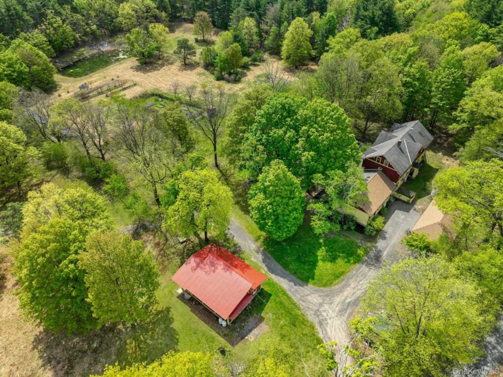 43 Augustine Road, Saugerties, NY 12477 - Photo 3 of 31