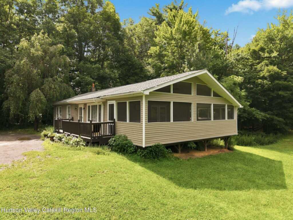 131 & 133 New York 32a, Saugerties, NY 12477 - Photo 18 of 36