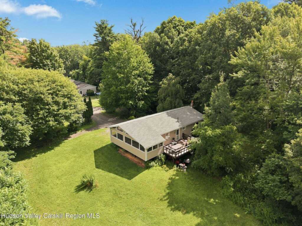 131 & 133 New York 32a, Saugerties, NY 12477 - Photo 20 of 36