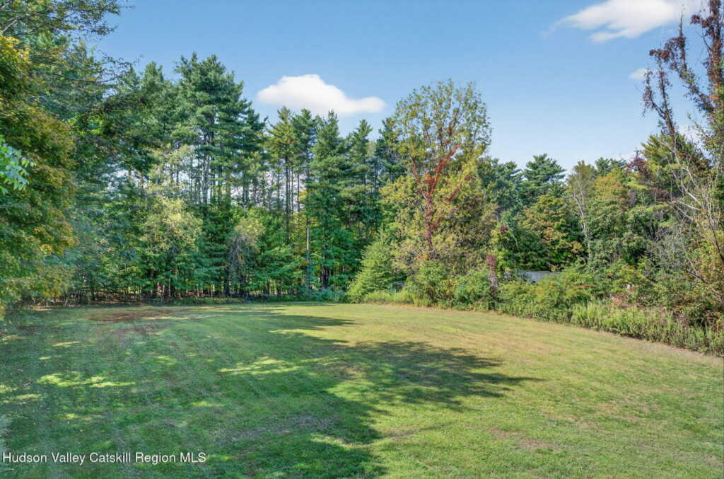 131 & 133 New York 32a, Saugerties, NY 12477 - Photo 25 of 36