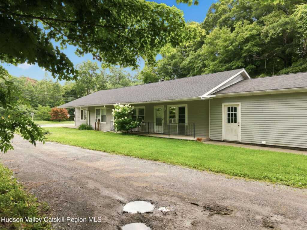 131 & 133 New York 32a, Saugerties, NY 12477 - Photo 28 of 36