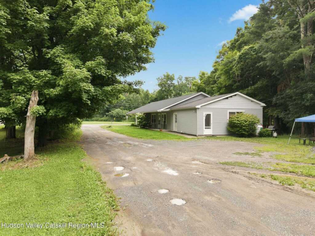 131 & 133 New York 32a, Saugerties, NY 12477 - Photo 30 of 36