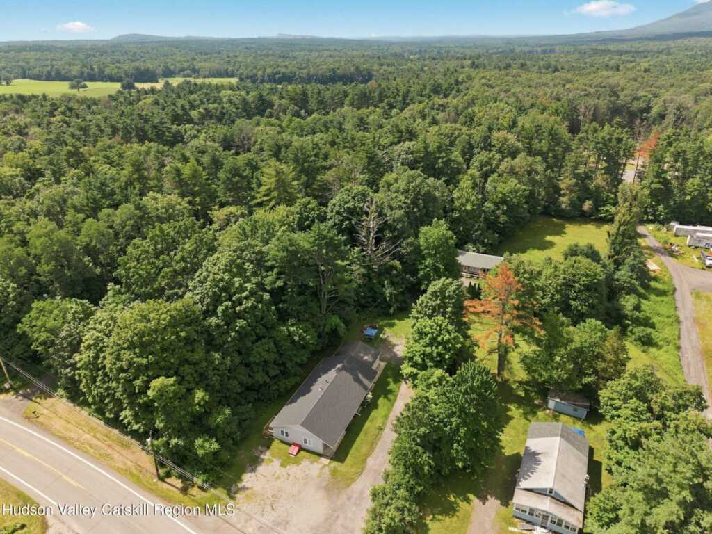 131 & 133 New York 32a, Saugerties, NY 12477 - Photo 34 of 36