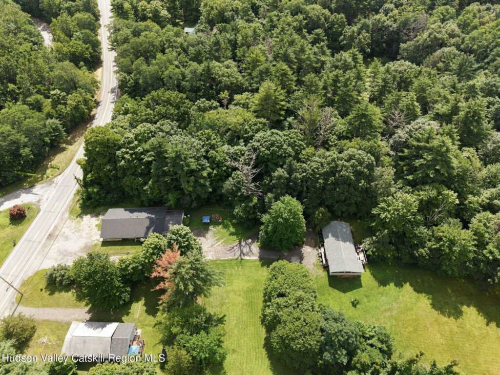 131 & 133 New York 32a, Saugerties, NY 12477 - Photo 36 of 36