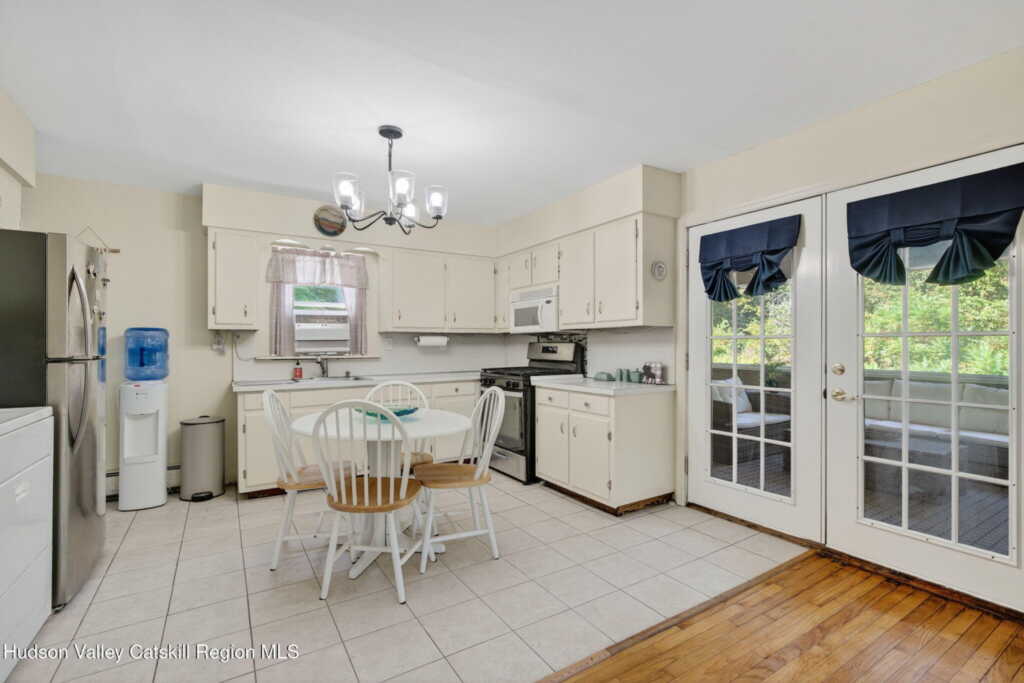 131 & 133 New York 32a, Saugerties, NY 12477 - Photo 4 of 36