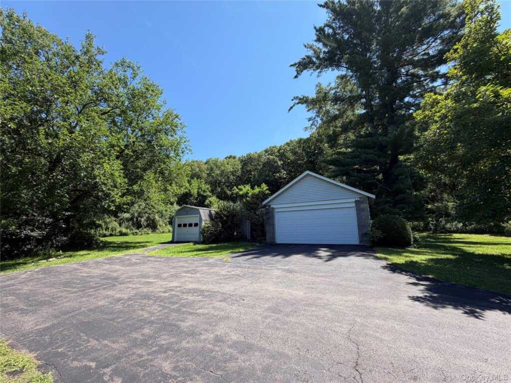191 N Putt Corners Road, New Paltz, NY 12561 - Photo 36 of 41