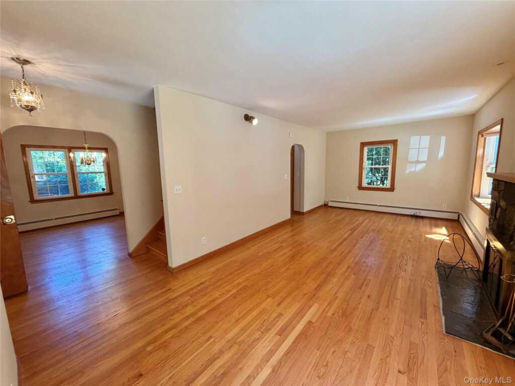 191 N Putt Corners Road, New Paltz, NY 12561 - Photo 8 of 41
