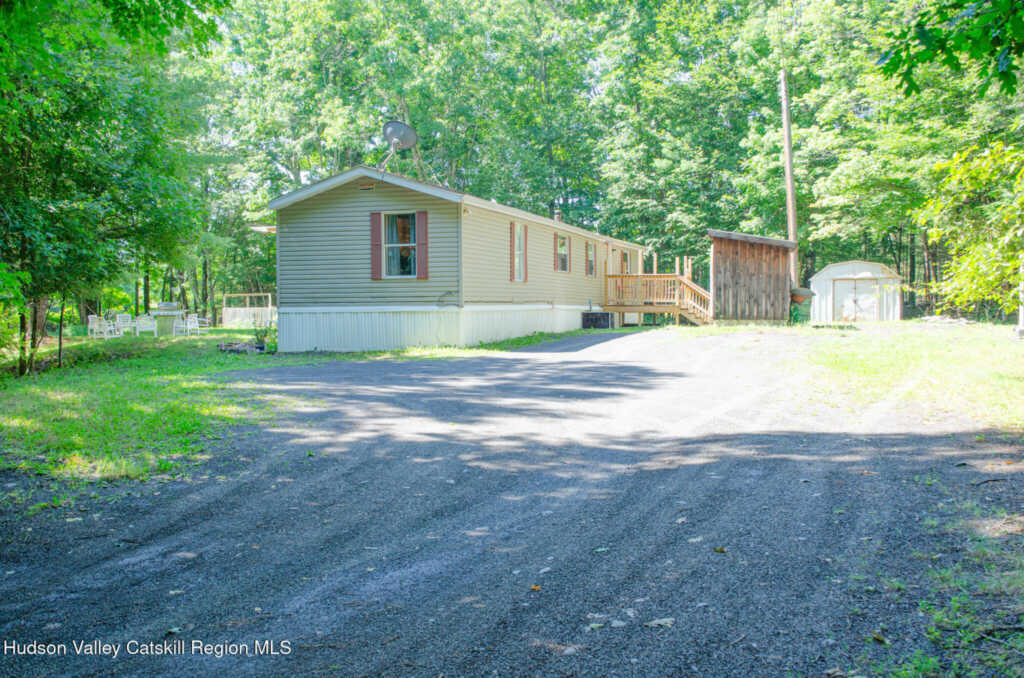 1 Sawmill Road, Saugerties, NY 12477 - Photo 25 of 28