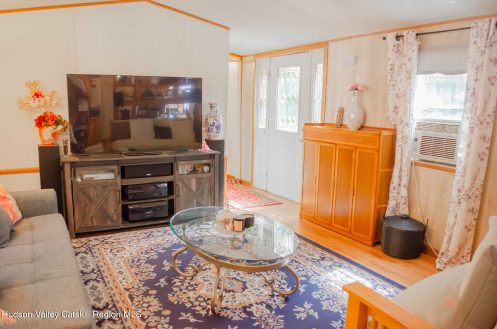 1 Sawmill Road, Saugerties, NY 12477 - Photo 7 of 28