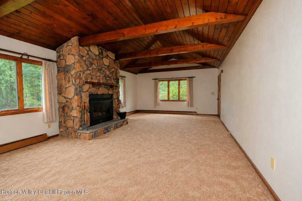 112 Glen Street, Kingston, NY 12401 - Photo 8 of 19