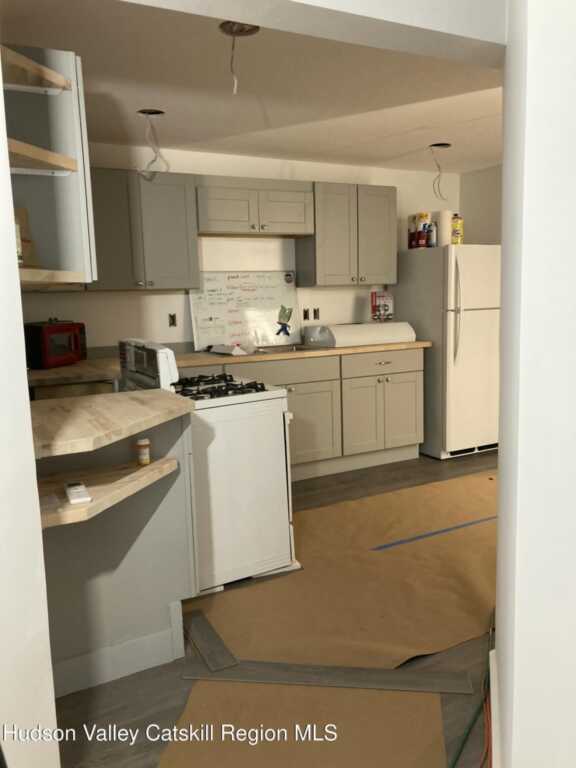 18 Market St., Unit #1, Saugerties, NY 12477 - Photo 2 of 6