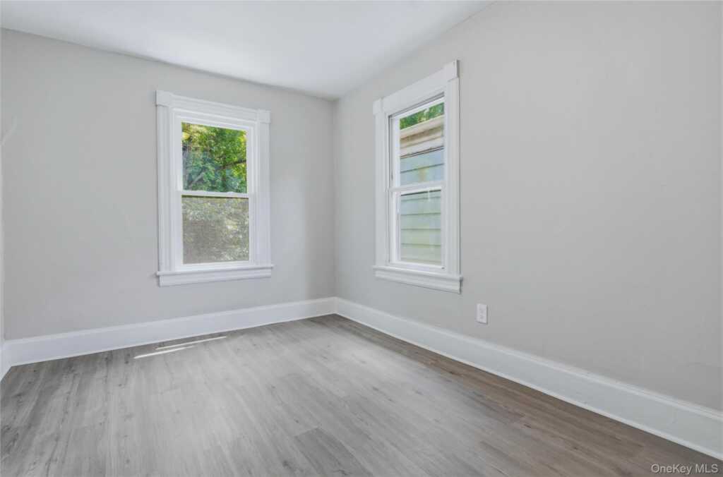 70 Van Deusen Street, Kingston, NY 12401 - Photo 12 of 20