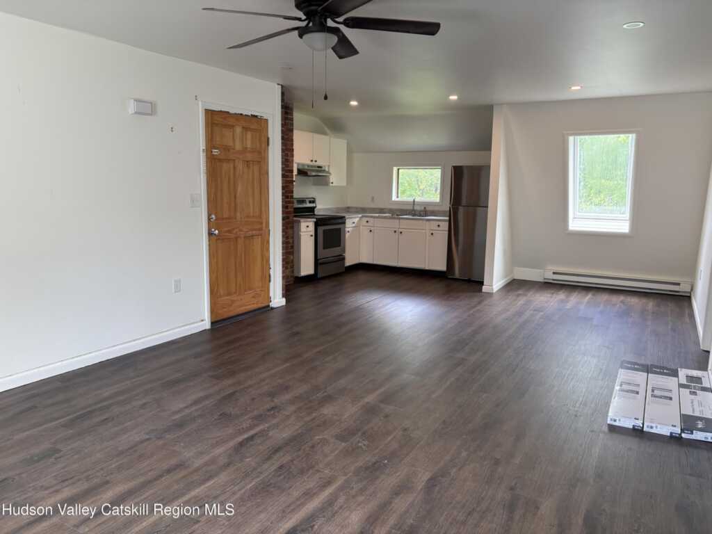 3559 Route 32n, Unit #4, Saugerties, NY 12477 - Photo 5 of 8