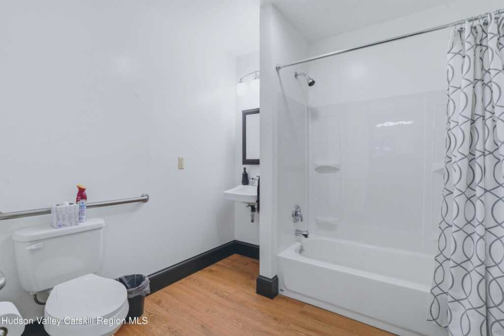 118 Grand Street, Kingston, NY 12401 - Photo 22 of 26