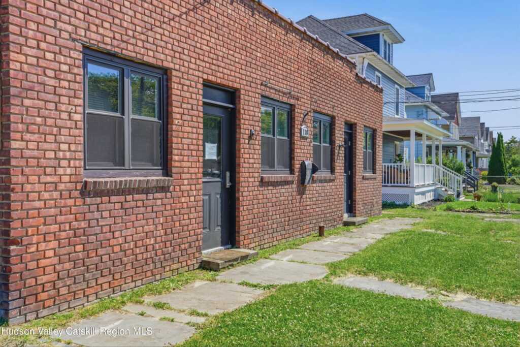118 Grand Street, Kingston, NY 12401 - Photo 24 of 26