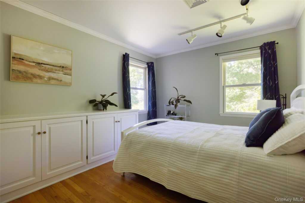 133 White Schoolhouse Road, Rhinebeck, NY 12572 - Photo 11 of 19