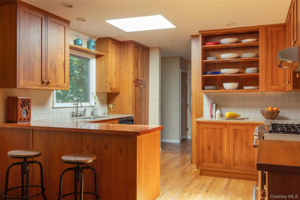 133 White Schoolhouse Road, Rhinebeck, NY 12572 - Photo 6 of 19