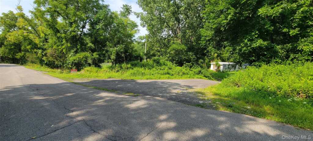 35 School House Lane, Rosendale, NY 12472