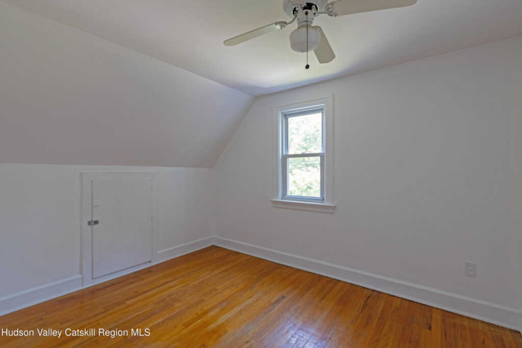 8 Myer Lane, Unit #Unit B, Saugerties, NY 12477 - Photo 15 of 21
