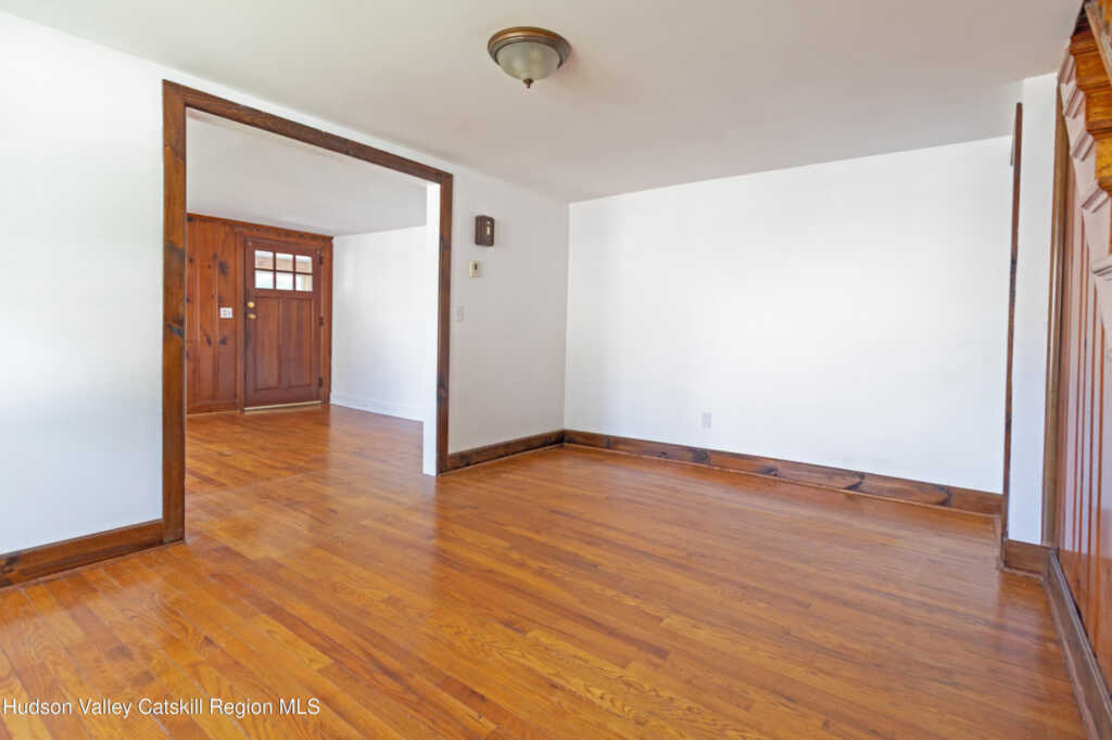 8 Myer Lane, Unit #Unit B, Saugerties, NY 12477 - Photo 6 of 21