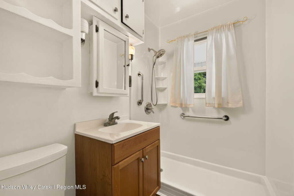 350 Wall Street, Kingston, NY 12401 - Photo 16 of 27