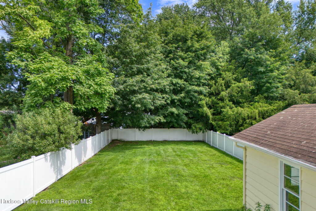 350 Wall Street, Kingston, NY 12401 - Photo 22 of 27