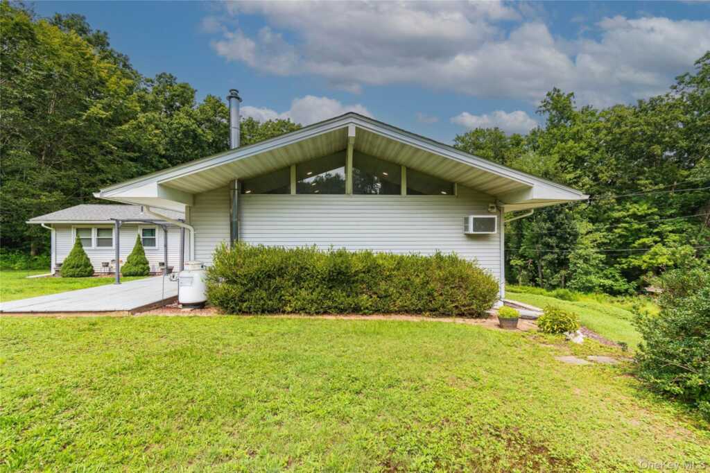 68 Parkcrest Drive, Rosendale, NY 12472 - Photo 36 of 41