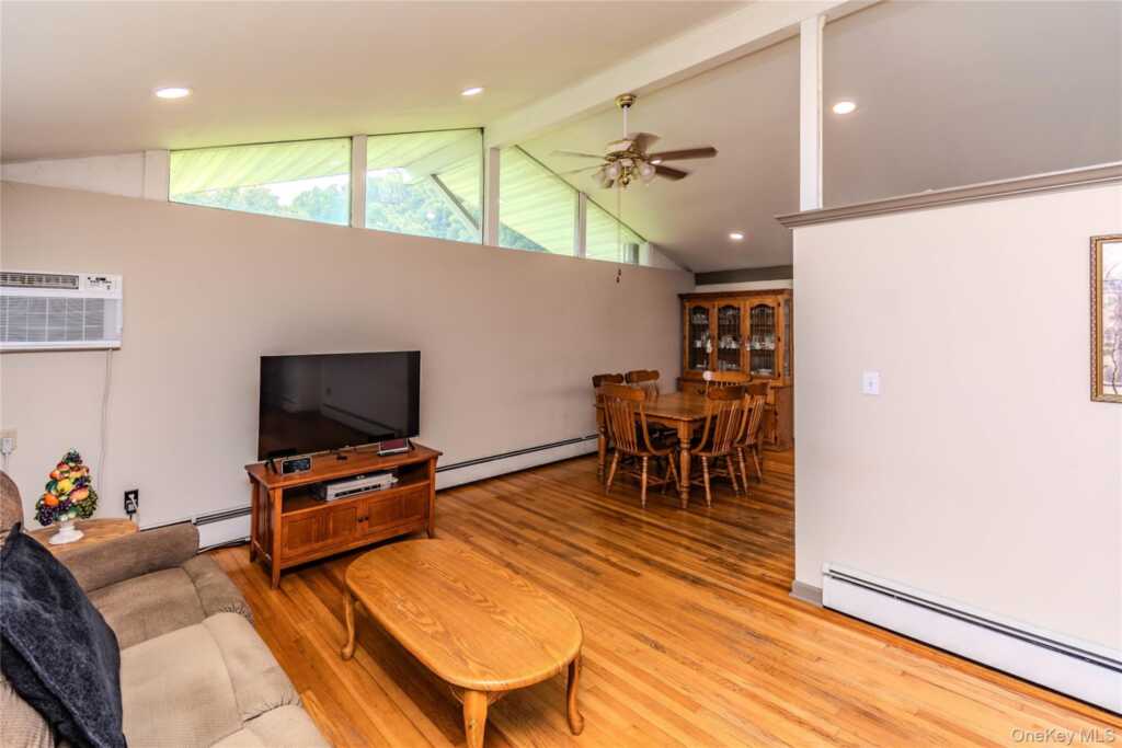 68 Parkcrest Drive, Rosendale, NY 12472 - Photo 7 of 41