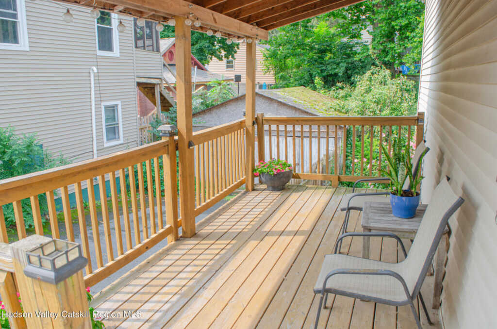 49 Gill Street, Kingston, NY 12401 - Photo 2 of 28