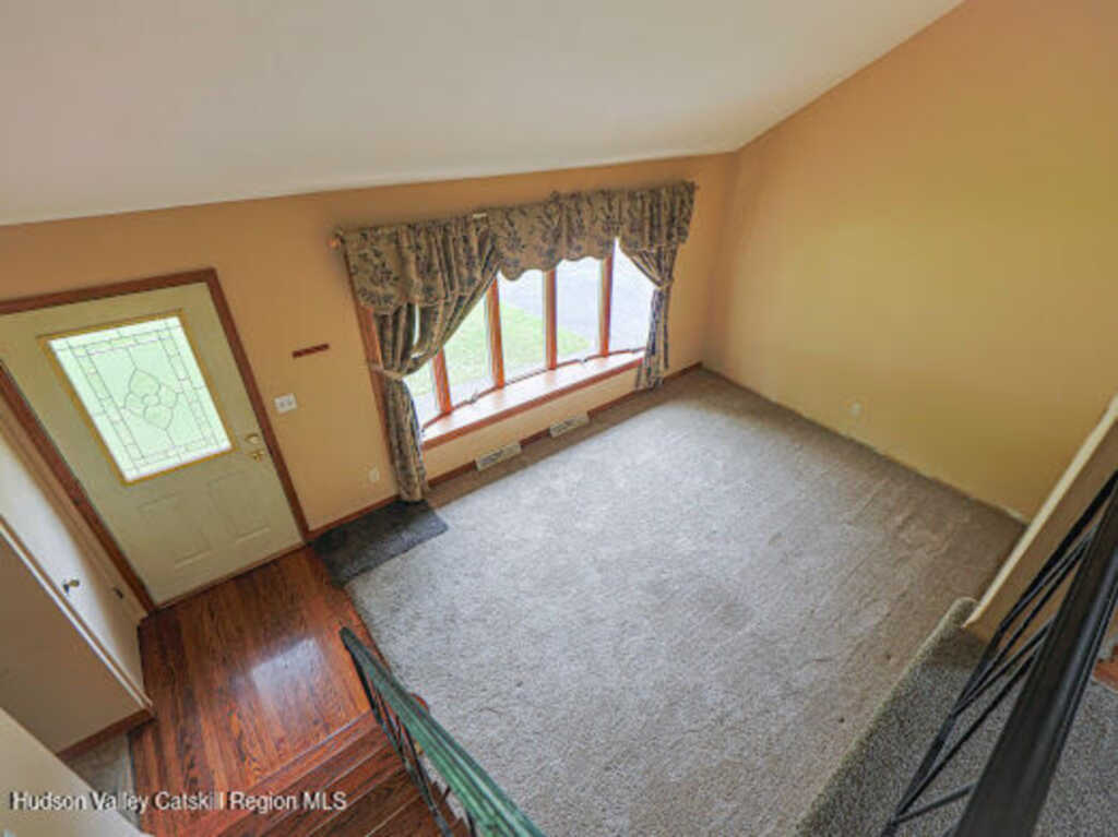62 Appletree Drive, Saugerties, NY 12477 - Photo 20 of 48