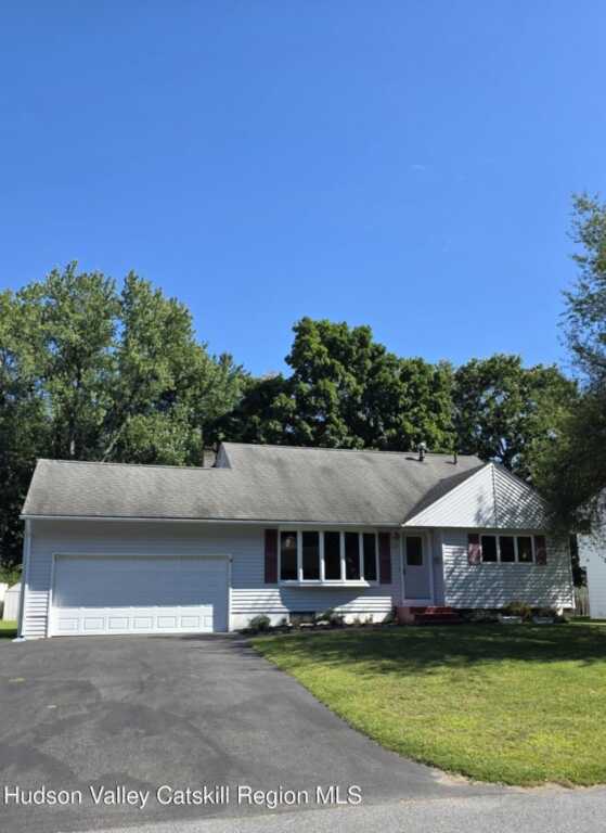 62 Appletree Drive, Saugerties, NY 12477 - Photo 3 of 48
