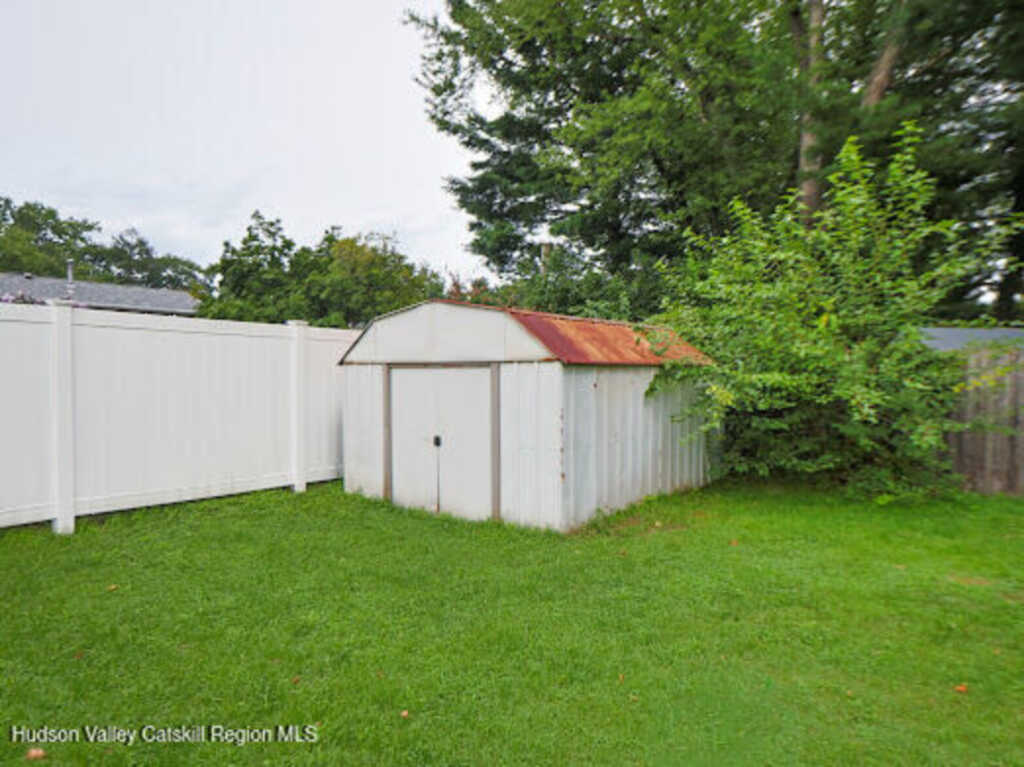 62 Appletree Drive, Saugerties, NY 12477 - Photo 40 of 48