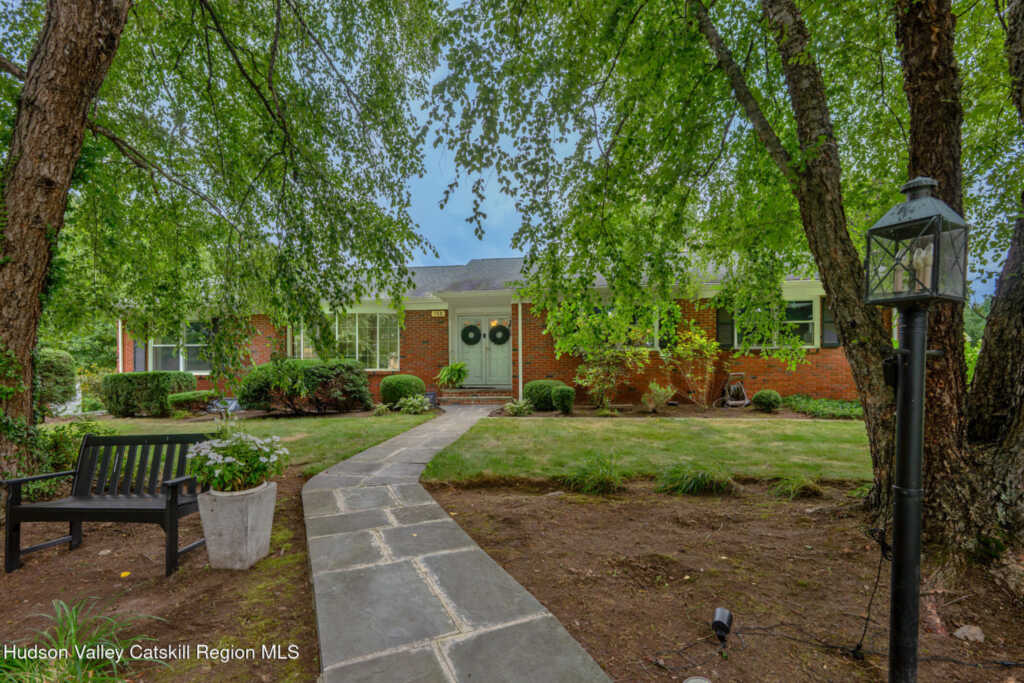 150 Jeffrey Lane, Hurley, NY 12443 - Photo 4 of 50