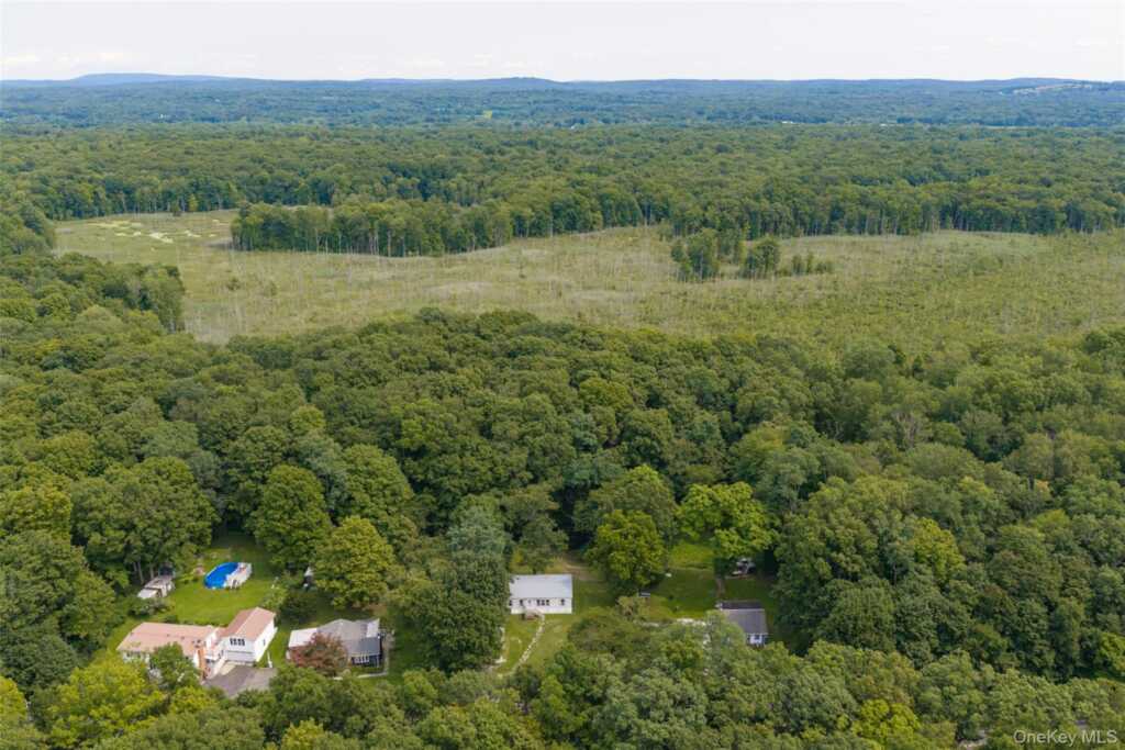 532 River Road, Rhinebeck, NY 12572 - Photo 21 of 30