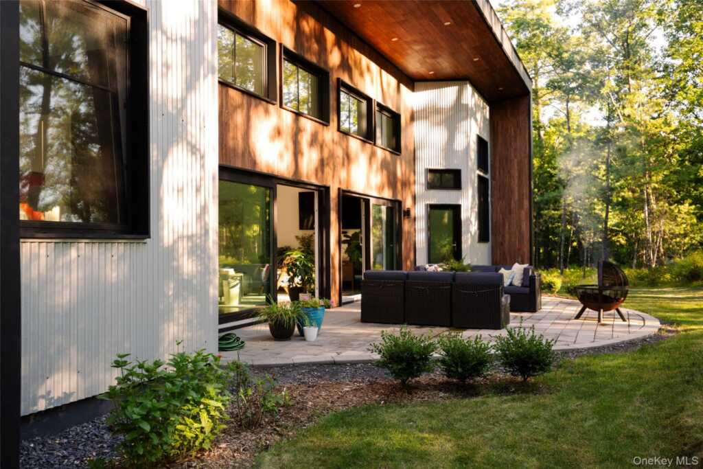 101 Bristol Hill Road, Hurley, NY 12433 - Photo 4 of 37