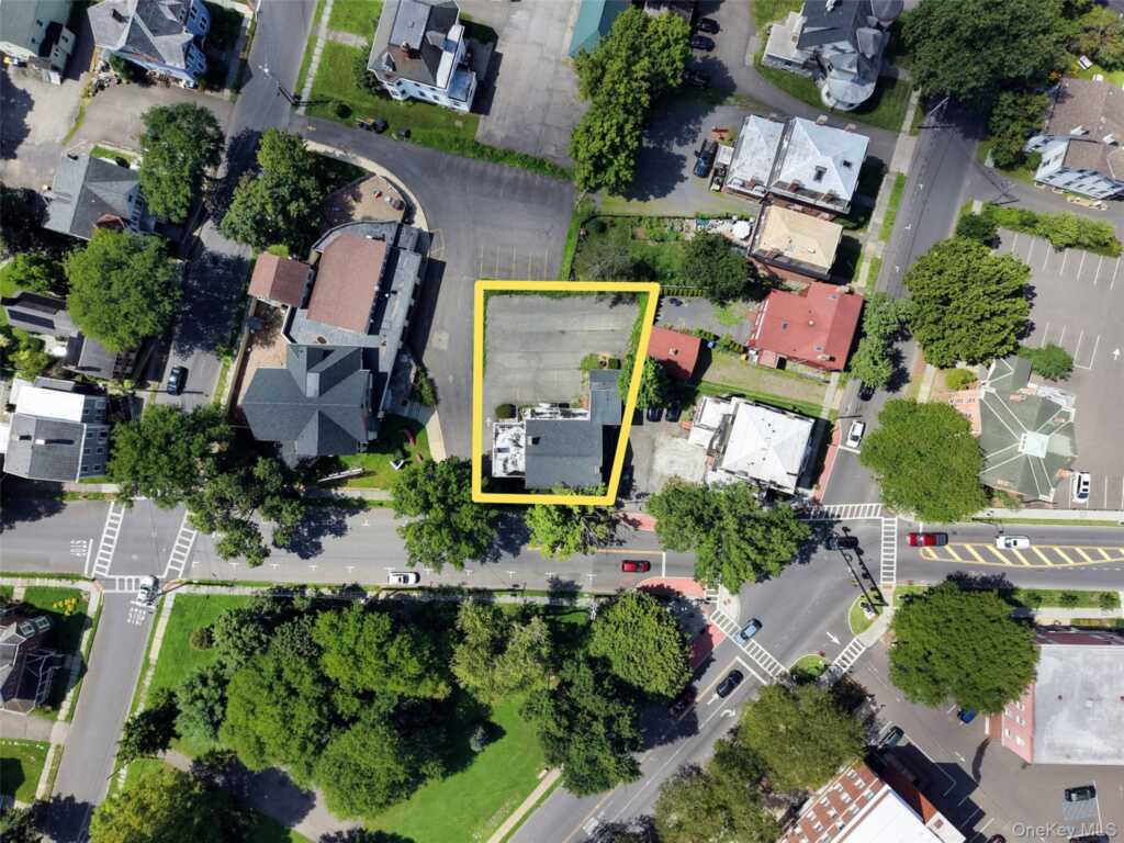 231 Clinton Avenue, Kingston, NY 12401 - Photo 26 of 31