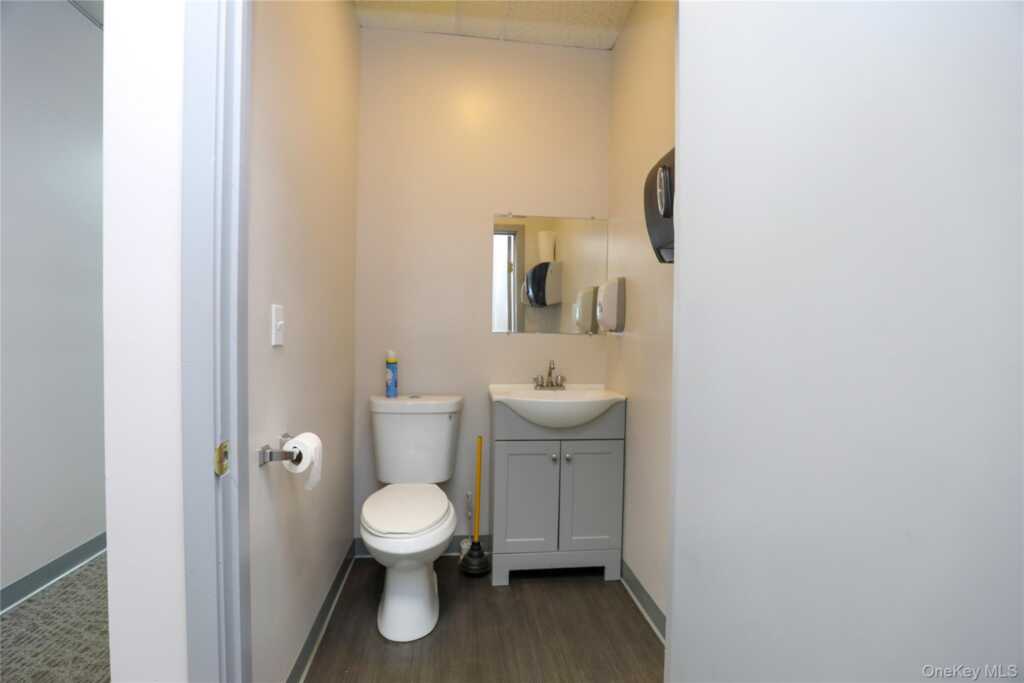 2905 Route 9W, Unit #2, Saugerties, NY 12477 - Photo 17 of 24