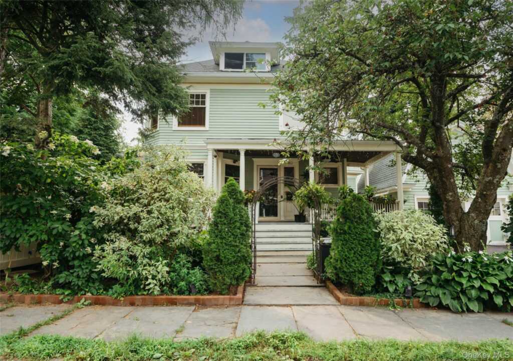 140 Main Street, Kingston, NY 12401