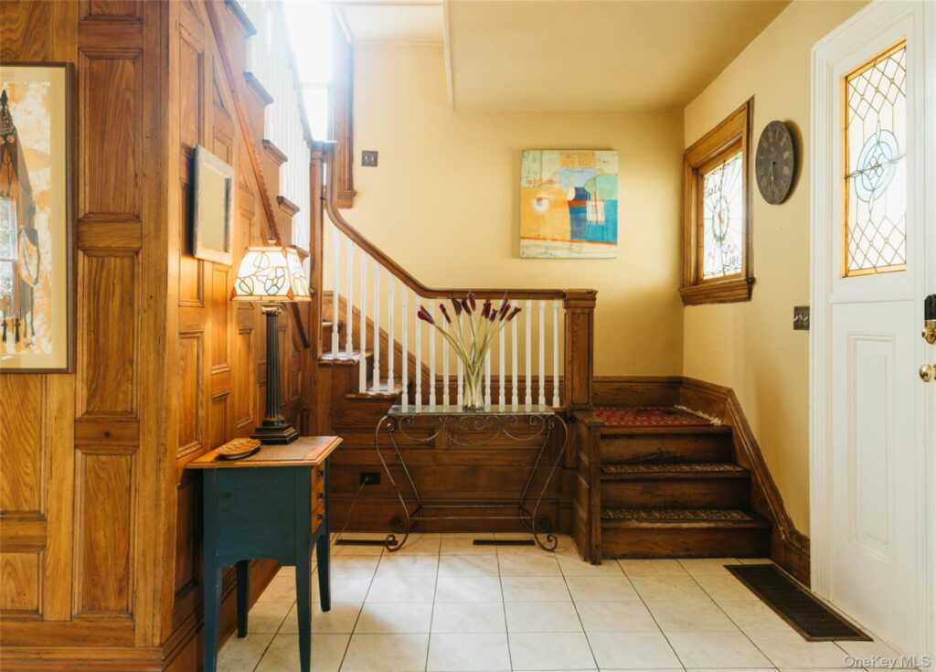 140 Main Street, Kingston, NY 12401 - Photo 8 of 37