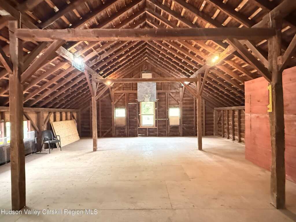 1 Highwoods Road, Saugerties, NY 12477 - Photo 10 of 24