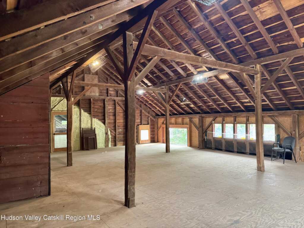 1 Highwoods Road, Saugerties, NY 12477 - Photo 13 of 24