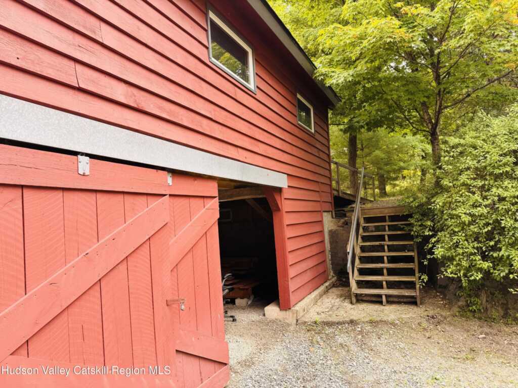 1 Highwoods Road, Saugerties, NY 12477 - Photo 3 of 24