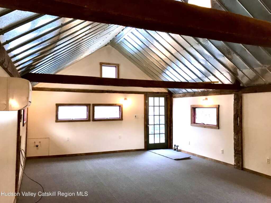 1 Highwoods Road, Saugerties, NY 12477 - Photo 6 of 24