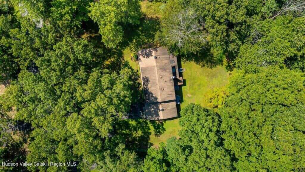 181 Putt Corners Road, New Paltz, NY 12561 - Photo 4 of 50