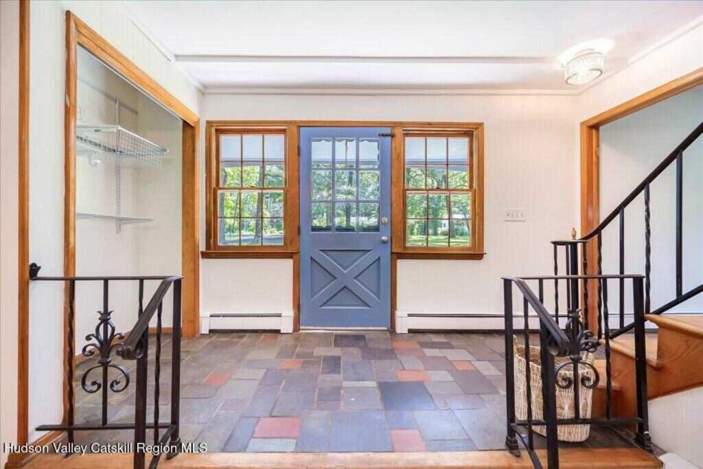 181 Putt Corners Road, New Paltz, NY 12561 - Photo 7 of 50