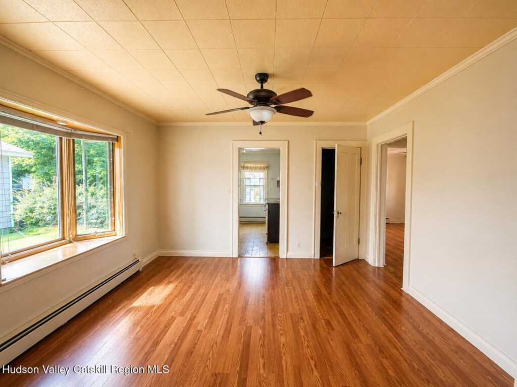 1011 Columbia Street, Kingston, NY 12401 - Photo 5 of 15